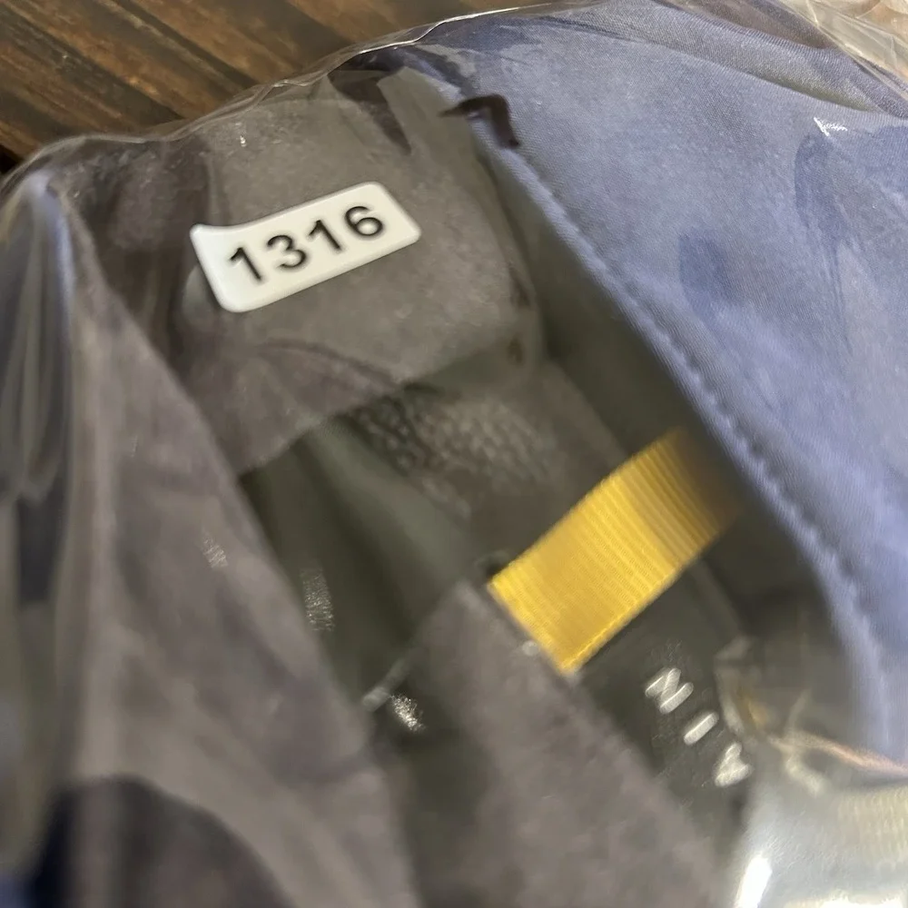 Mens Mountain Hardwear Softshell Jacket Large Navy Full Zip Fleece Lined Coat - Picture 10 of 10